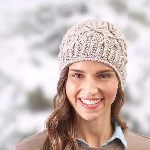Free Winter Trellis Hat Pattern