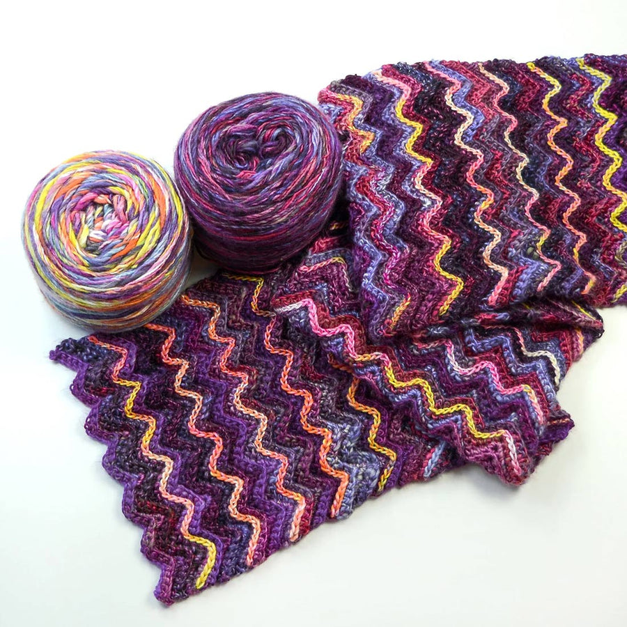 Free Textured Ripple Scarf