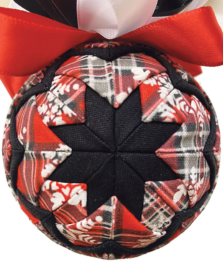 Plaidly Christmas Quilted Ornament Kit