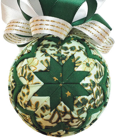 Christmas Greenery Quilt Magic Ornament
