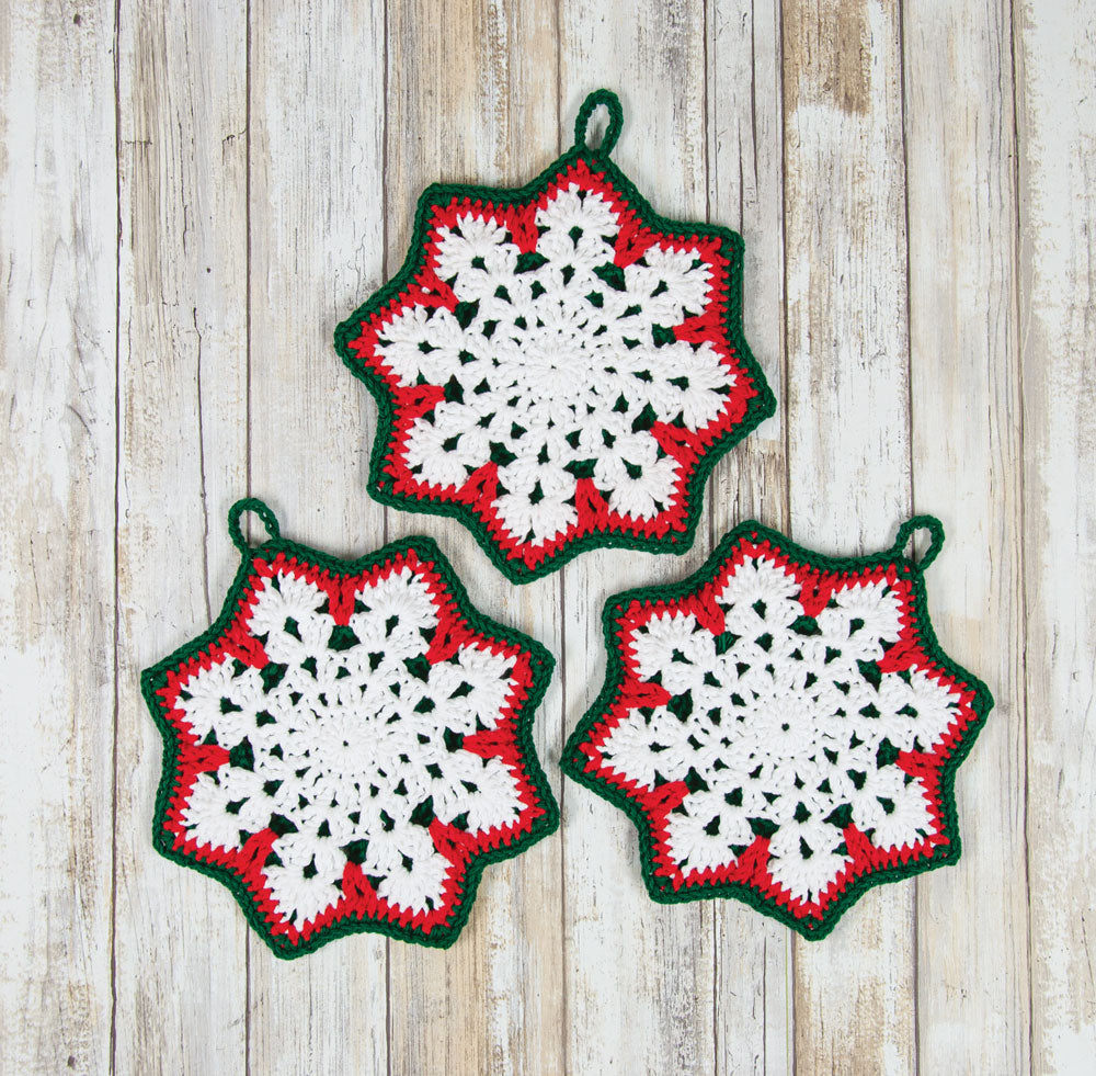 Snowflake Potholders – Mary Maxim