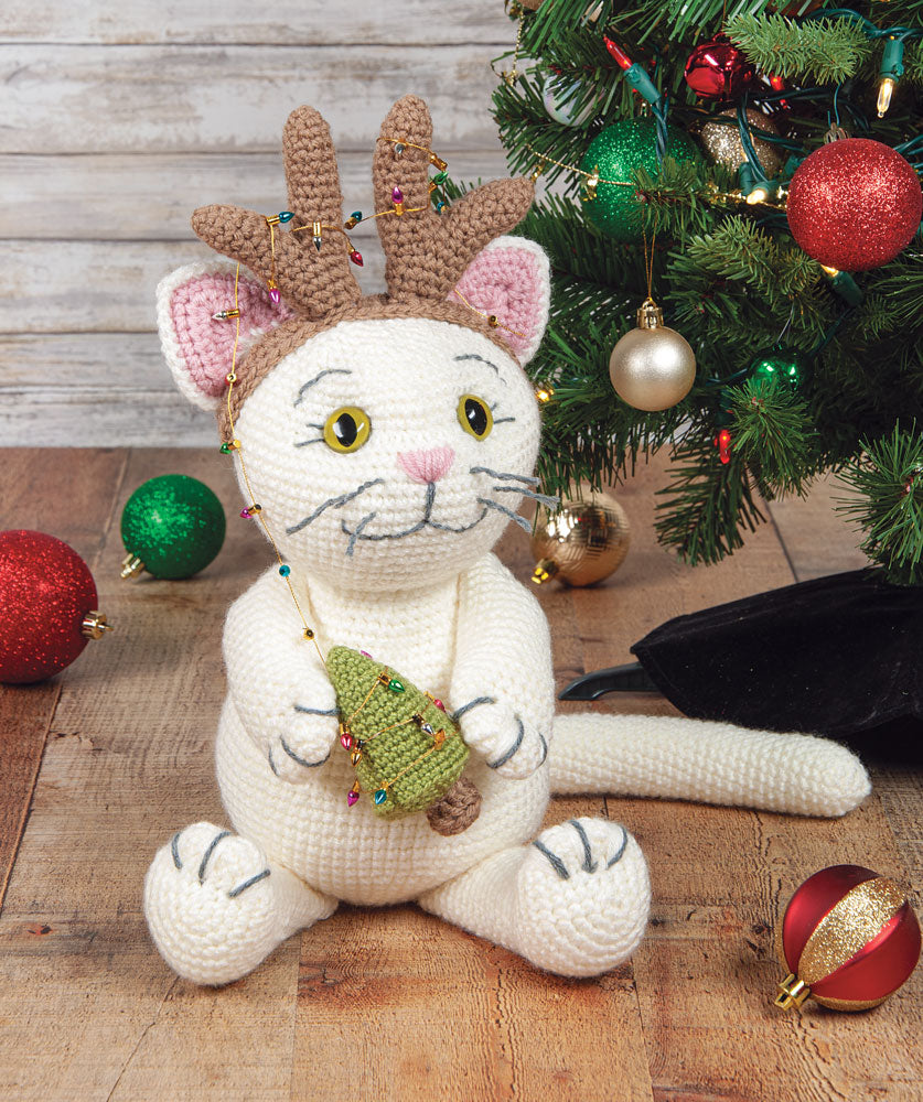Twinkle Whiskers the Cat – Mary Maxim