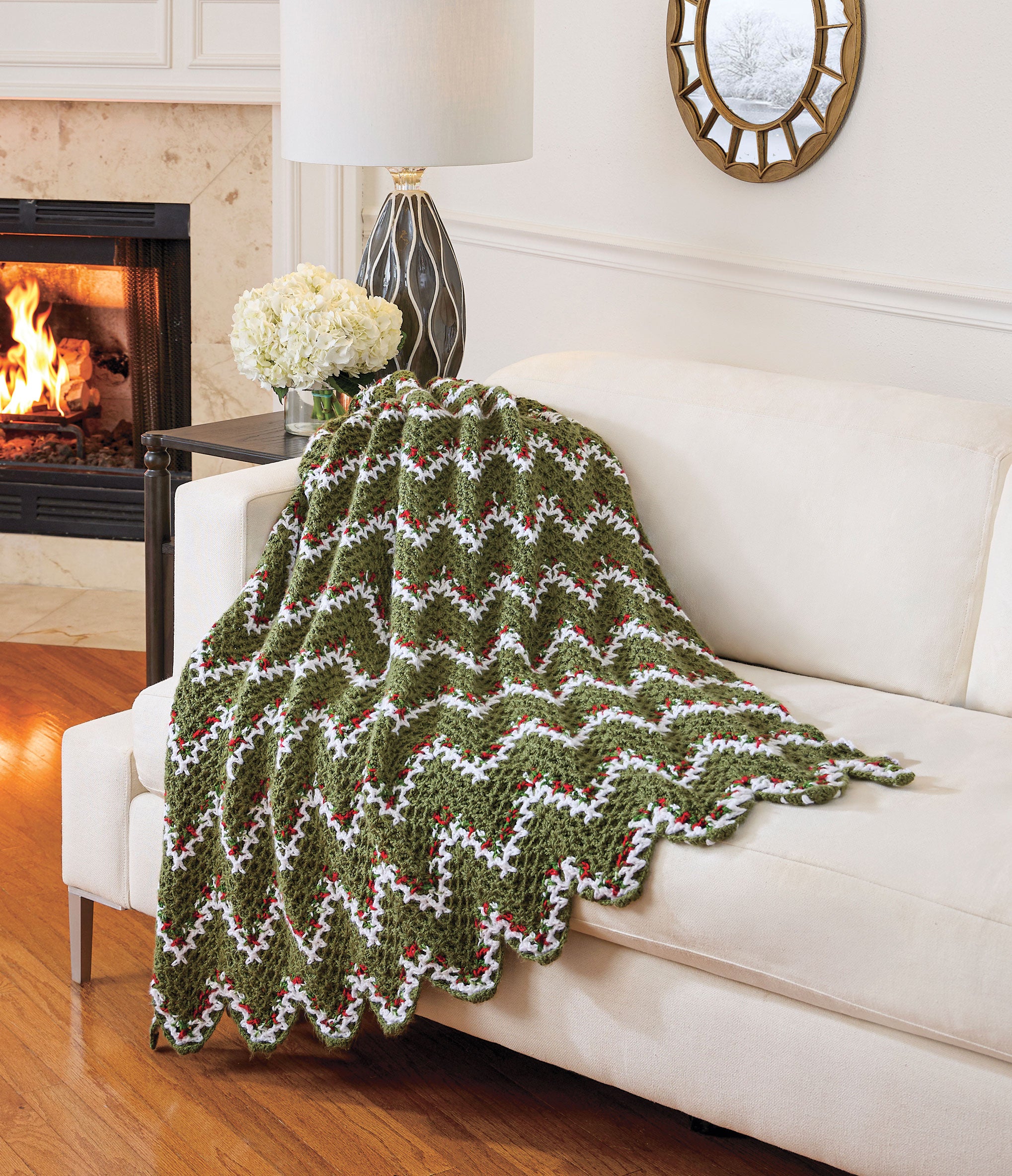 Holly Berry Ripple Throw – Mary Maxim