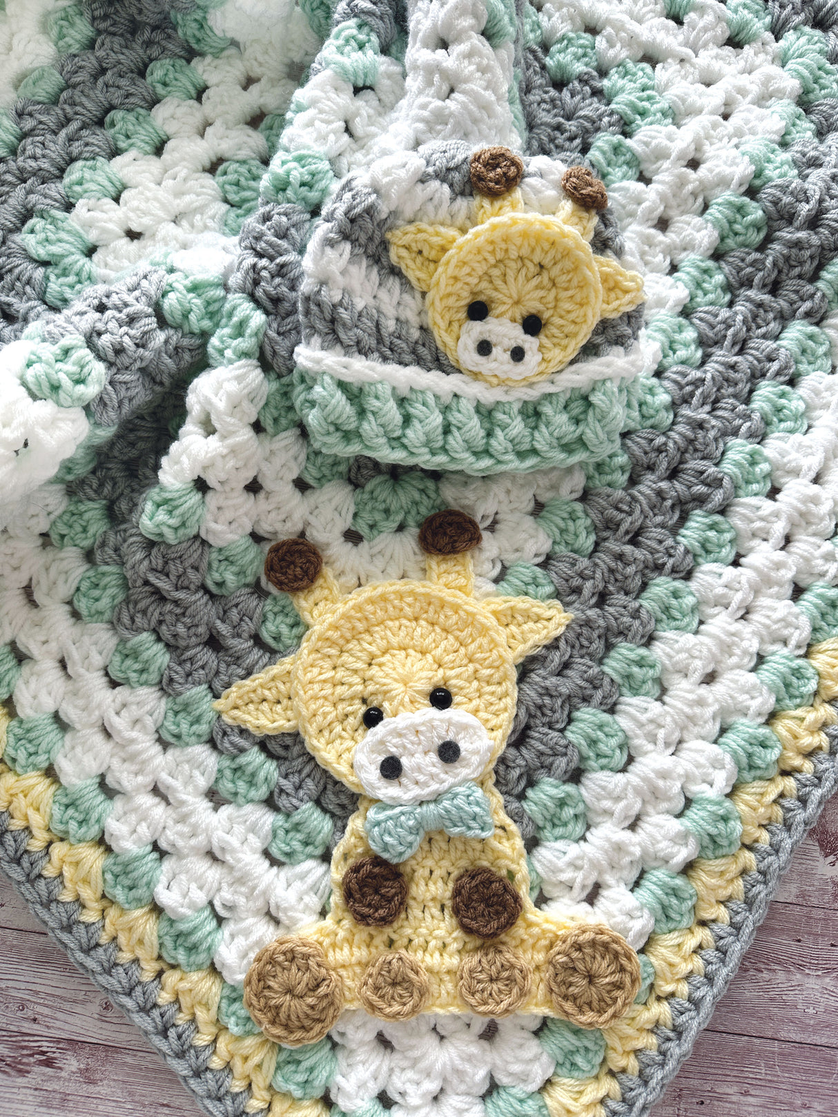 Giraffe Crochet Blanket and Hat