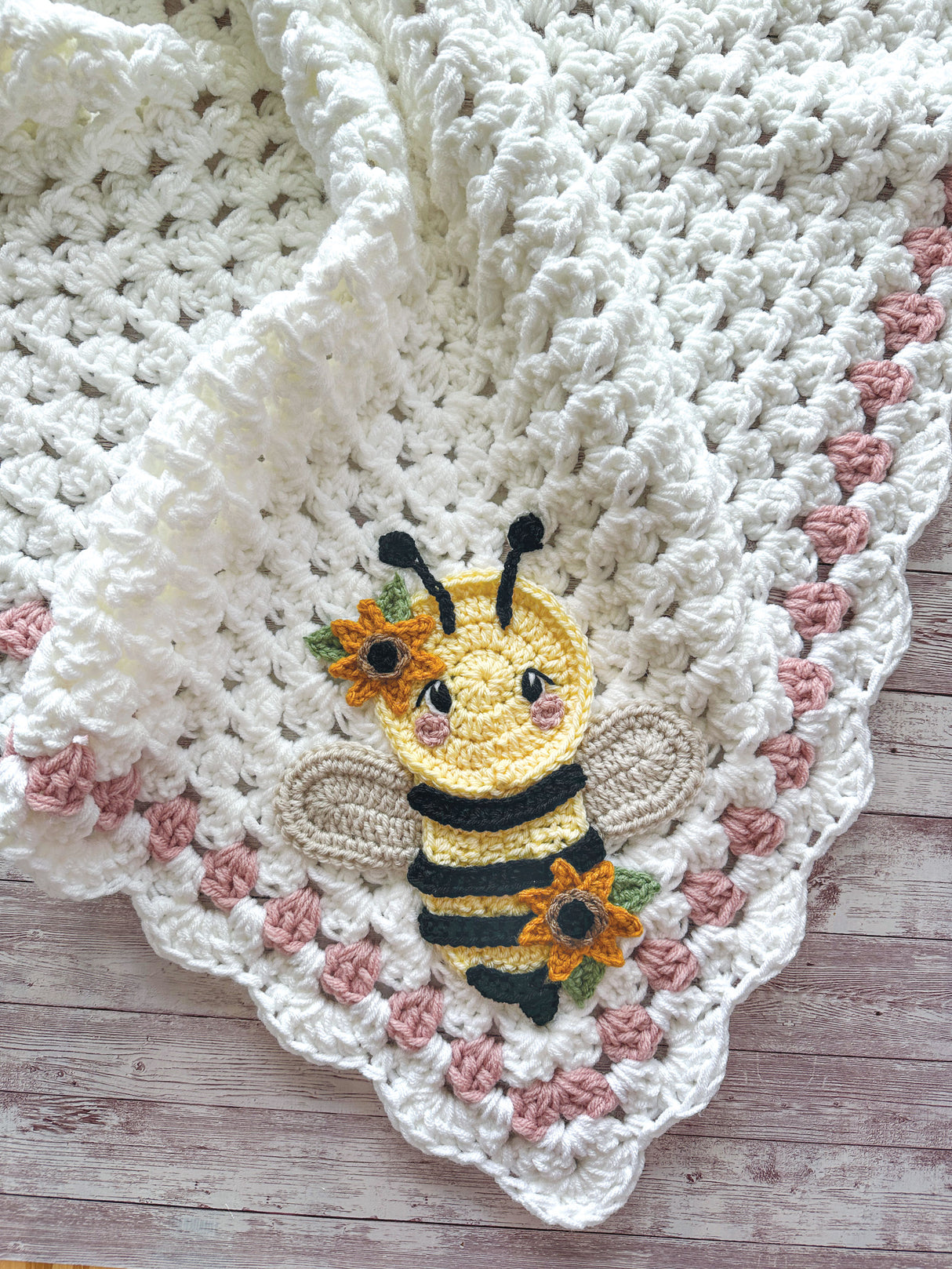 Bumble Bee Crochet Blanket