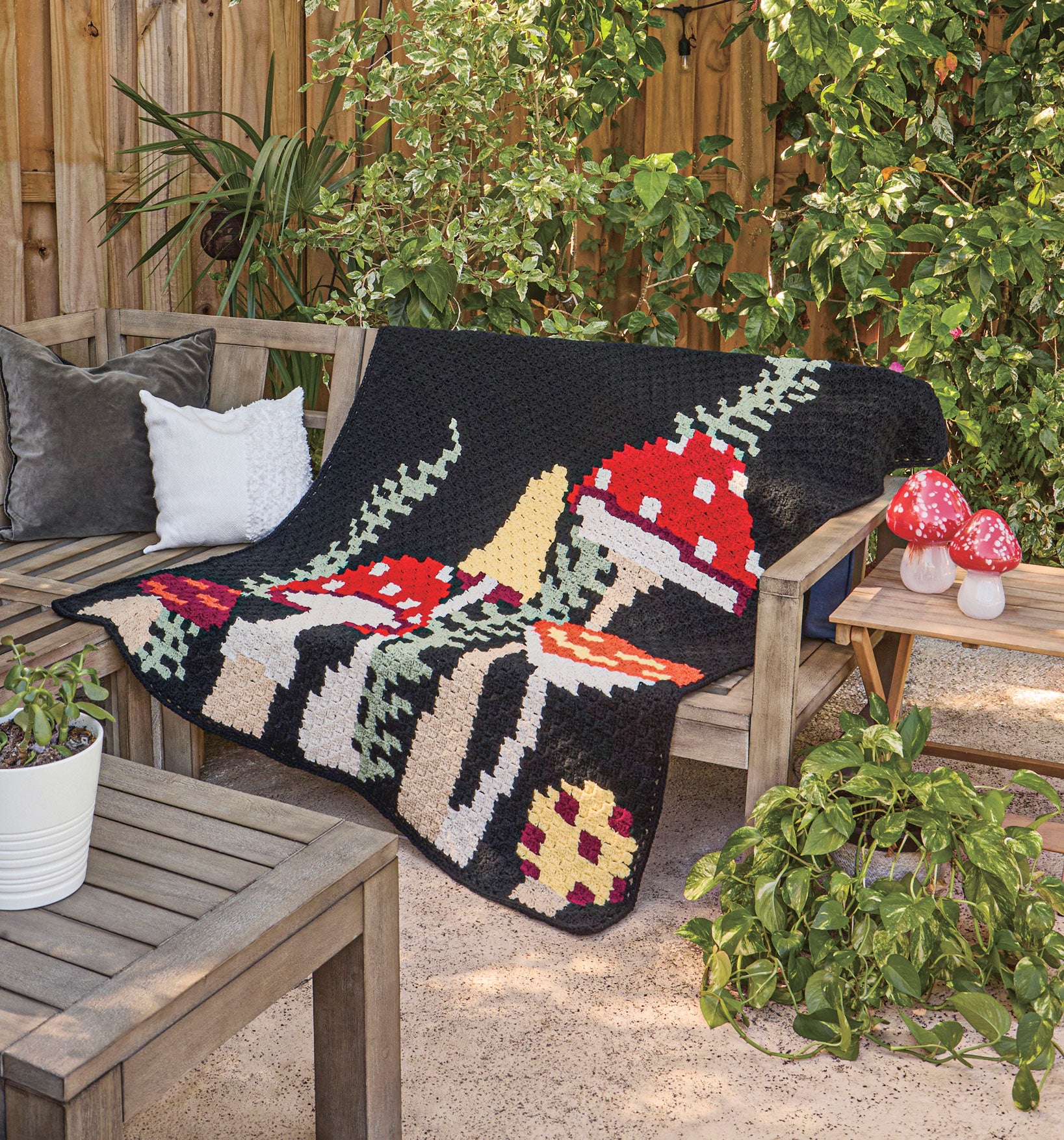 Woodland Magic Blanket – Mary Maxim