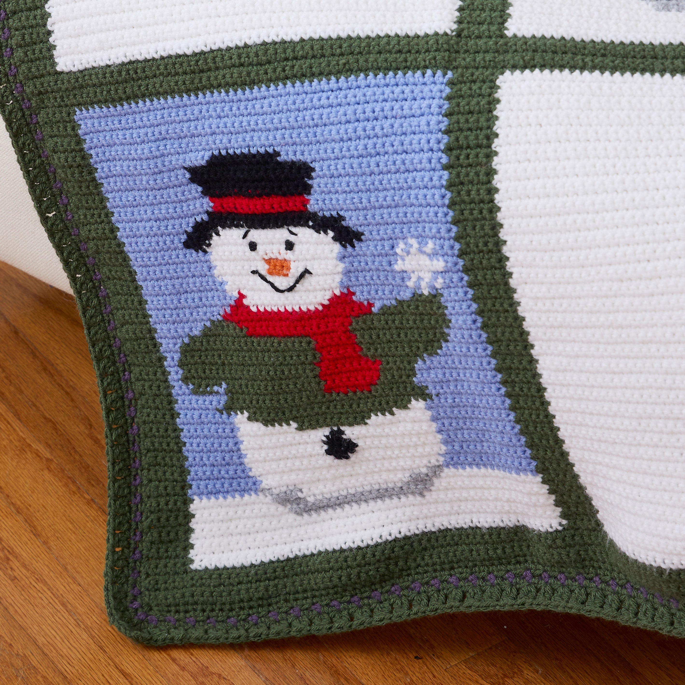 Snow Many Smiles Blanket – Mary Maxim