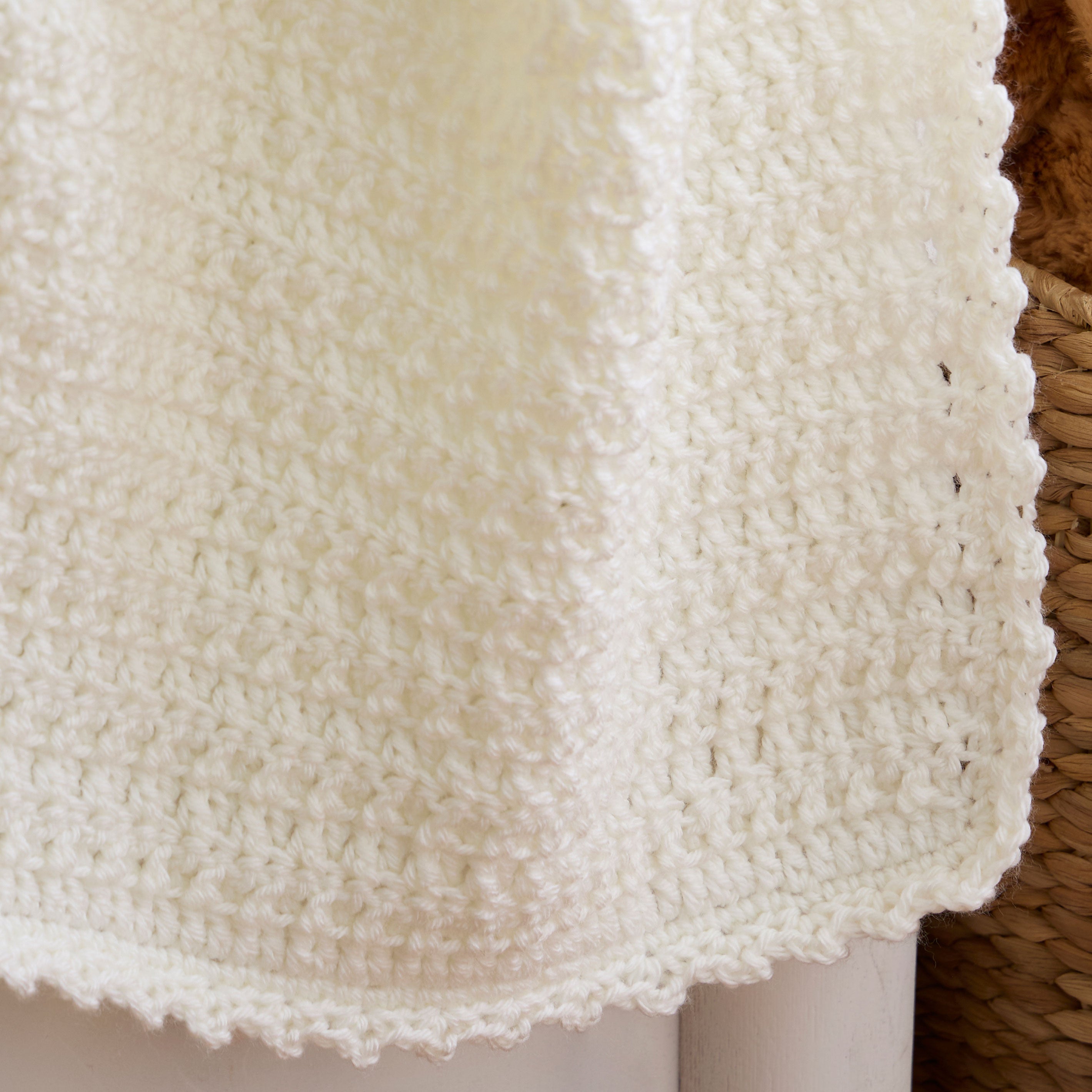 Snowball Baby Blanket – Mary Maxim