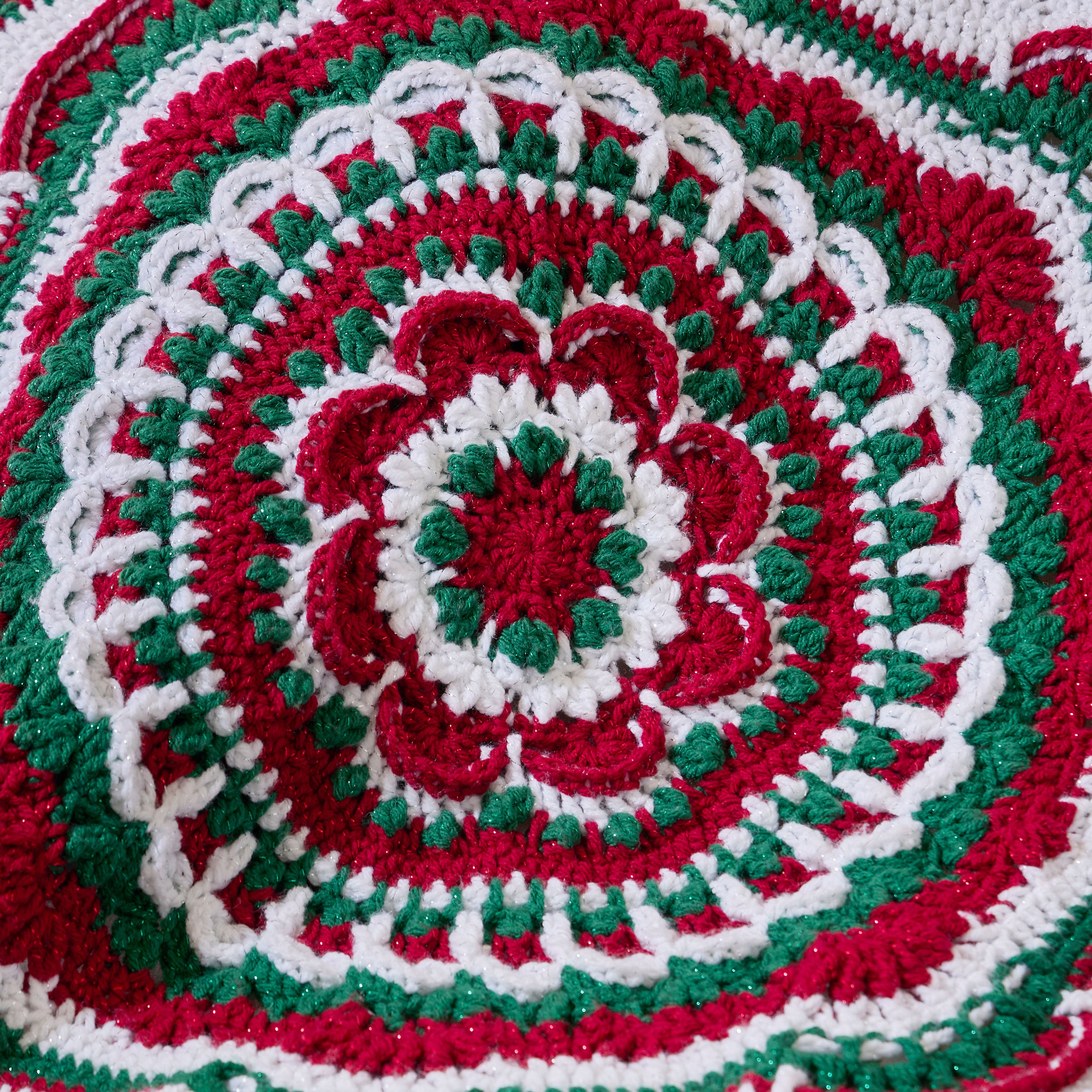 Sparkle Mandala Throw – Mary Maxim