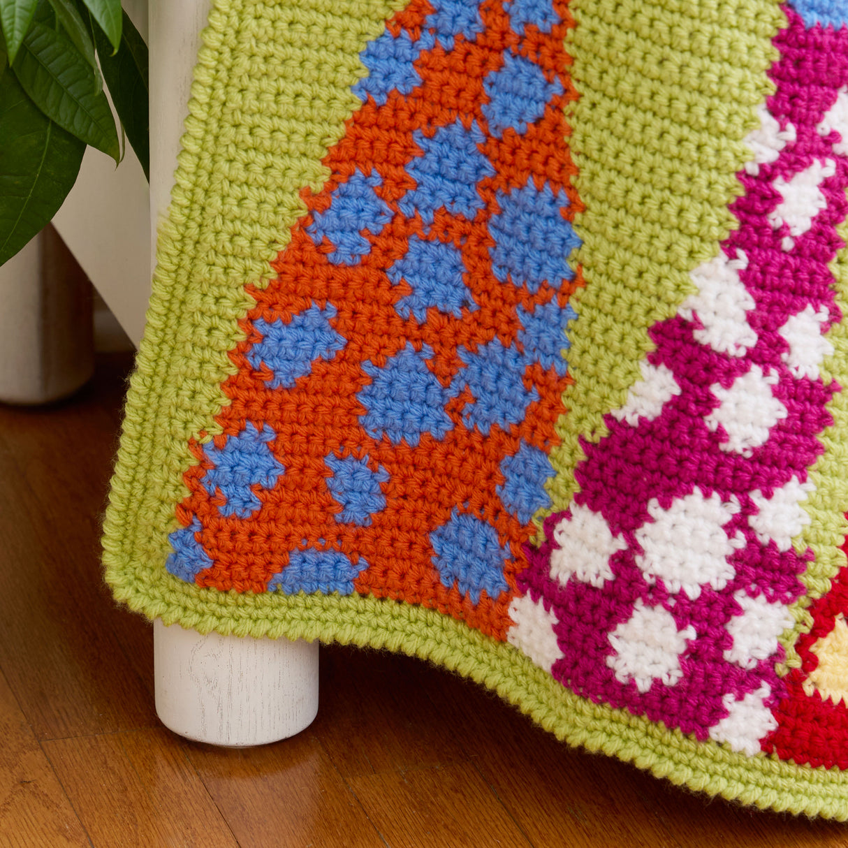 Playful Giraffes Crochet Baby Blanket