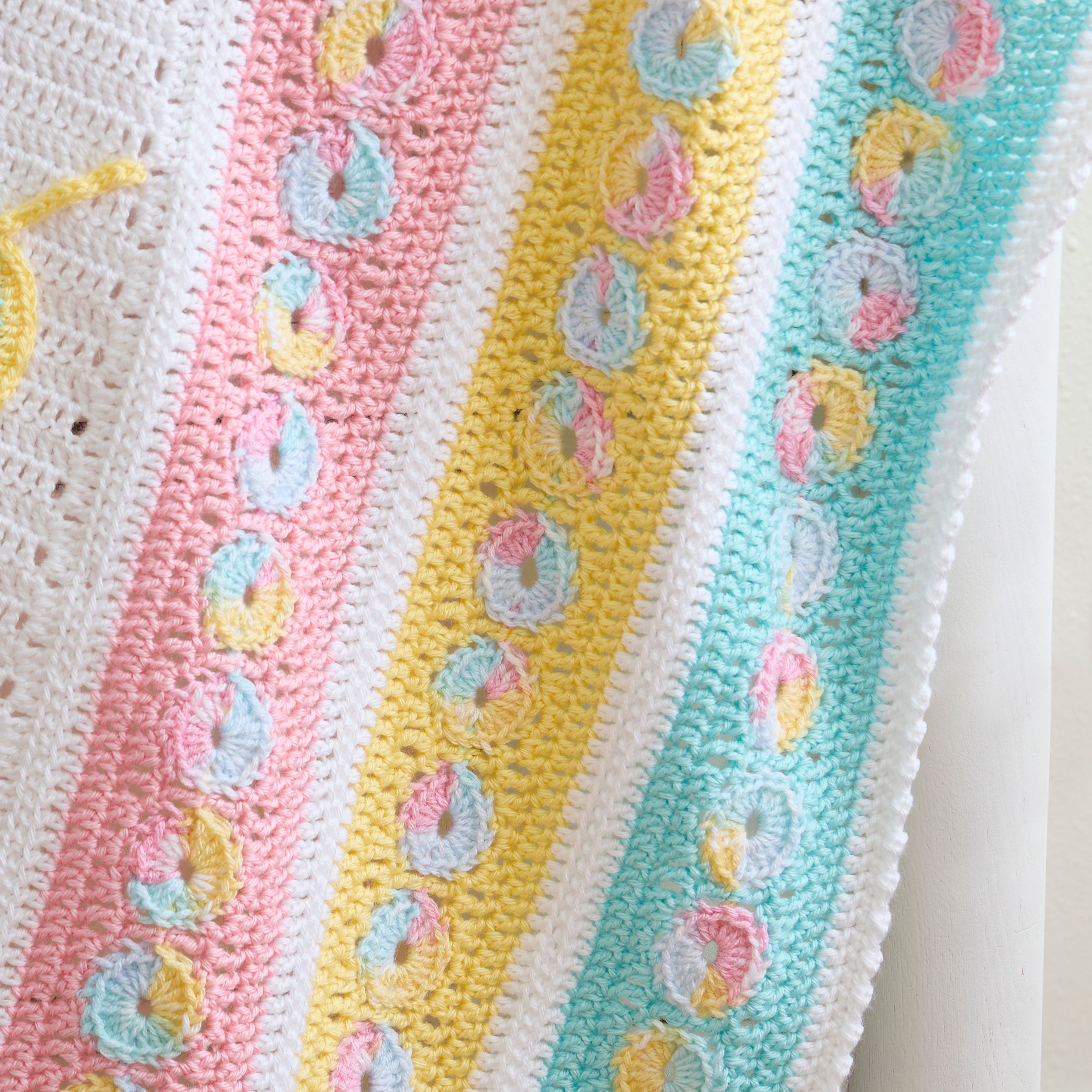 Sweets for the Sweet Blanket – Mary Maxim