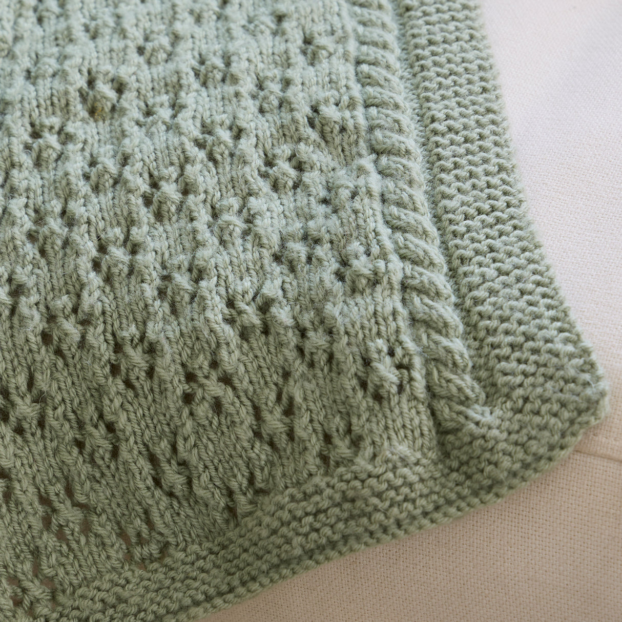 Tulips & Blossoms Throw