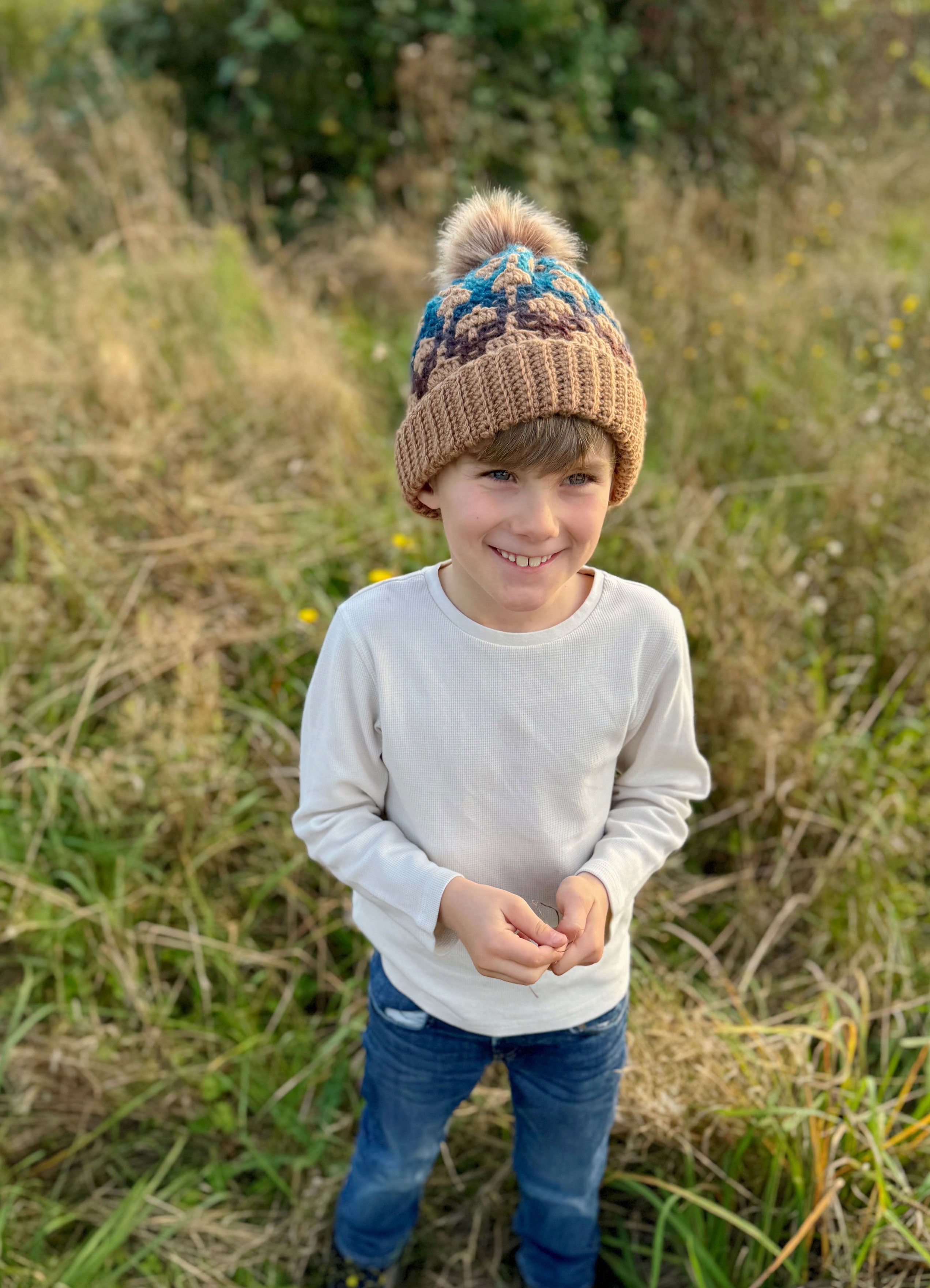 Labyrinth Hat – Mary Maxim
