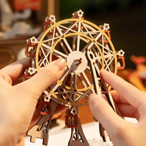 Sunset Carnival Wood Model Kit – Mary Maxim