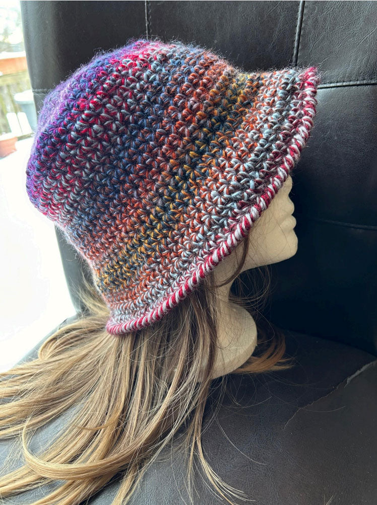 Pixelated Bucket Hat – Mary Maxim display picture 1