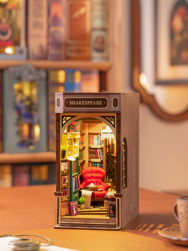 Bookstore Book Nook & Wonderland Wood Model Kit