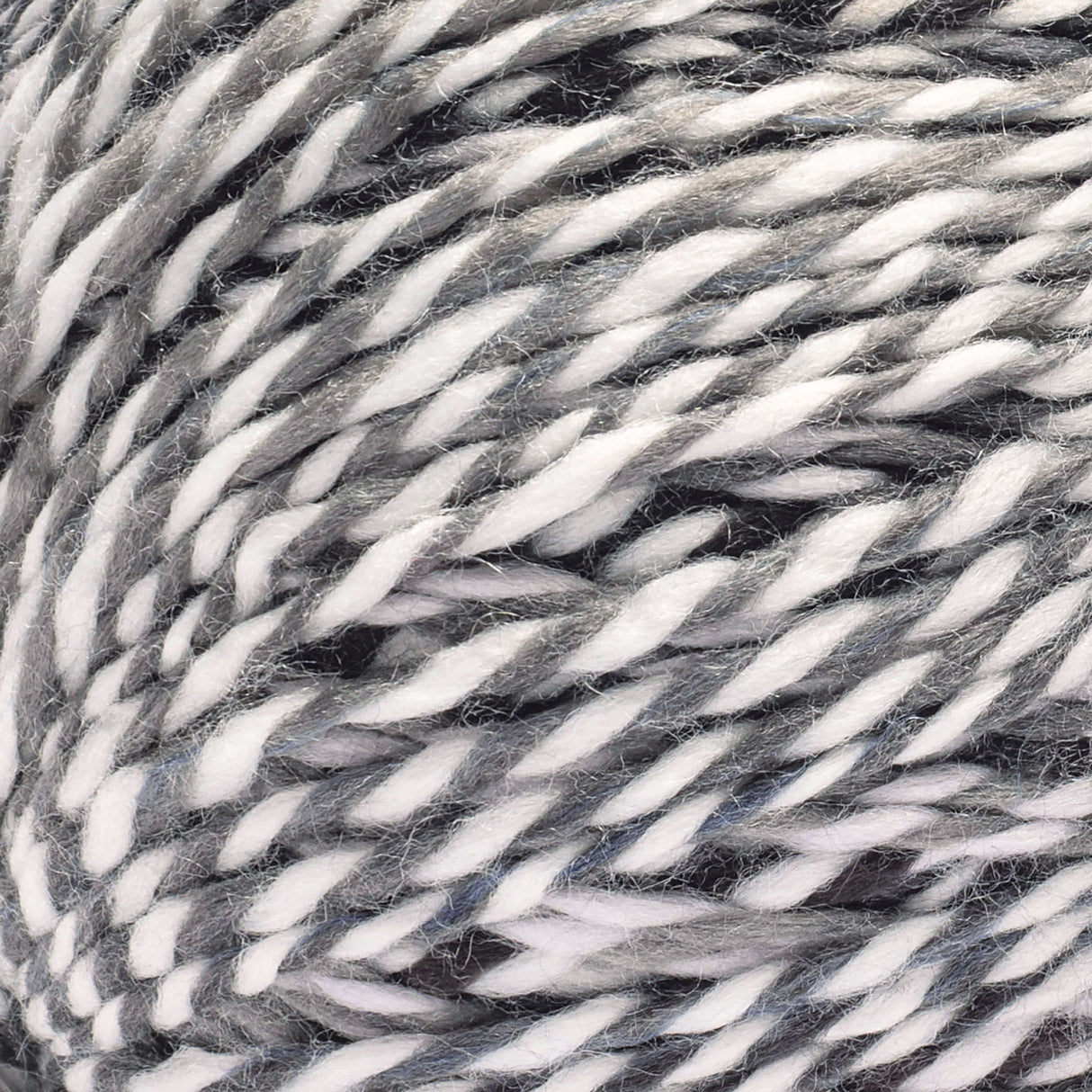 Knit Classic Cables Throw