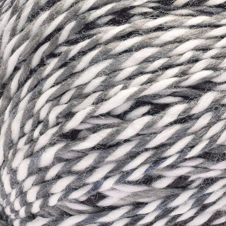 Knit Classic Cables Throw