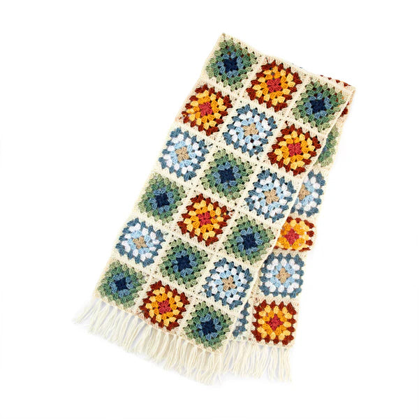 Free Crochet Granny's Hug Scarf Pattern – Mary Maxim