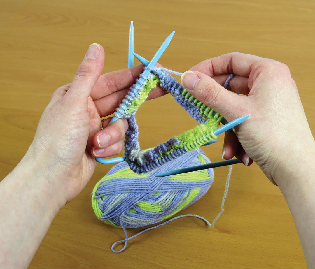 Neko's Curved Double Point Knitting Needles for Socks