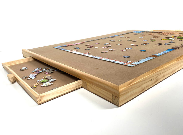 Puzzle Plateau Table
