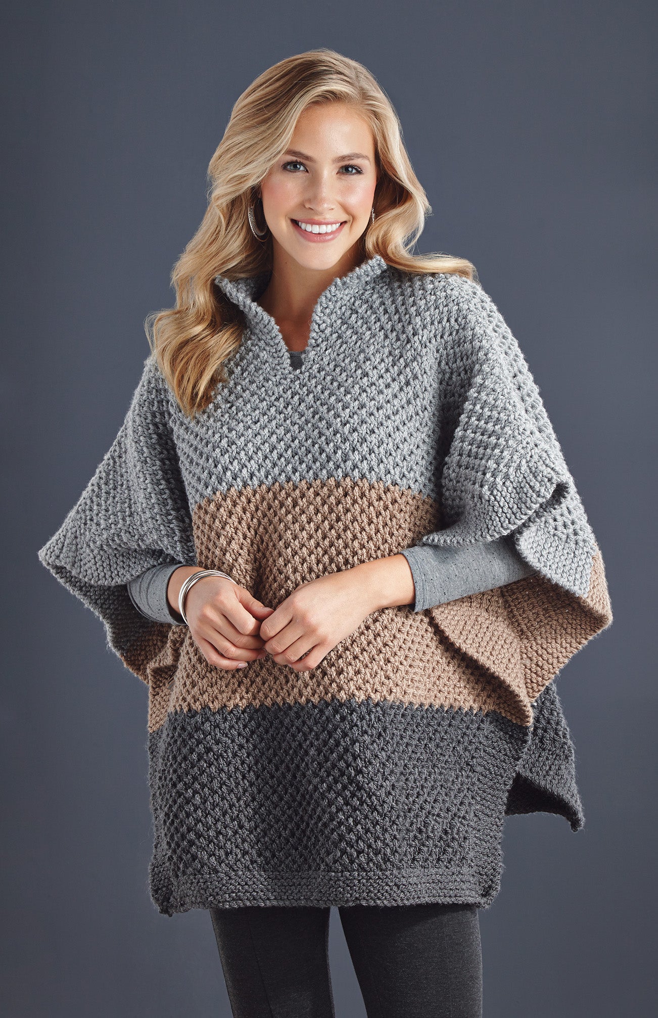 Brioche Poncho – Mary Maxim
