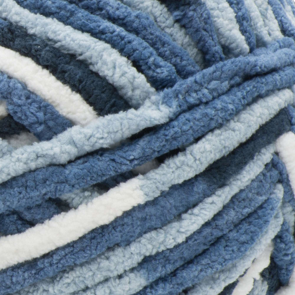 Bernat Blanket Yarn - 3 Big Balls with Knitting Needle Gauge (Dappled  Shadows)