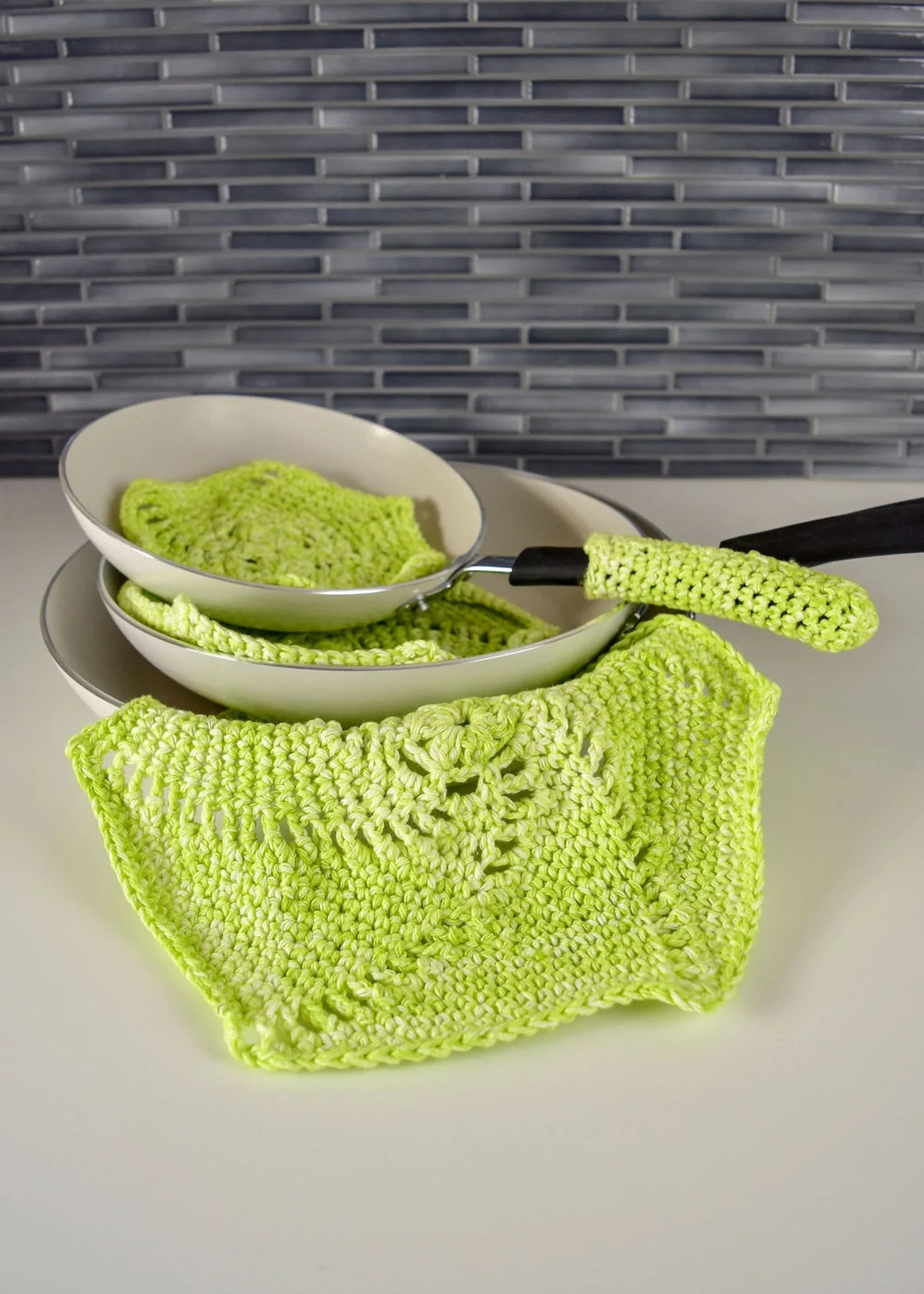 Free Whirling Pan Protector & Handle Cover Set Pattern