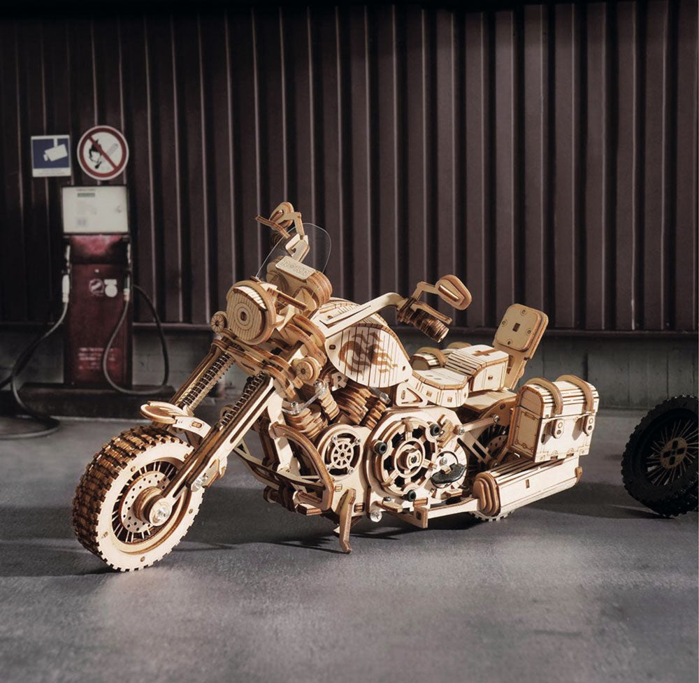 Cruiser Motorcycle Wood Model Kit