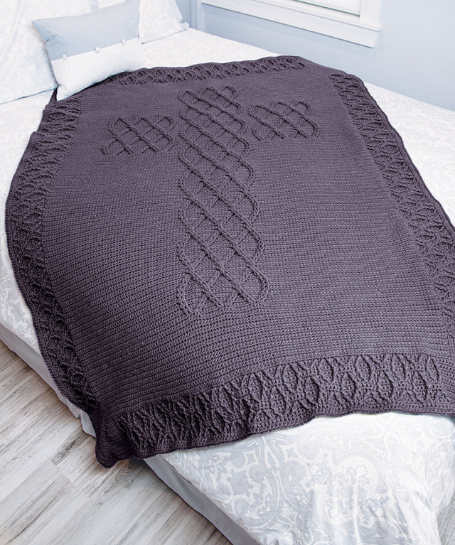 Elliot Crest Premium Blanket - Black Celtic Cross Style