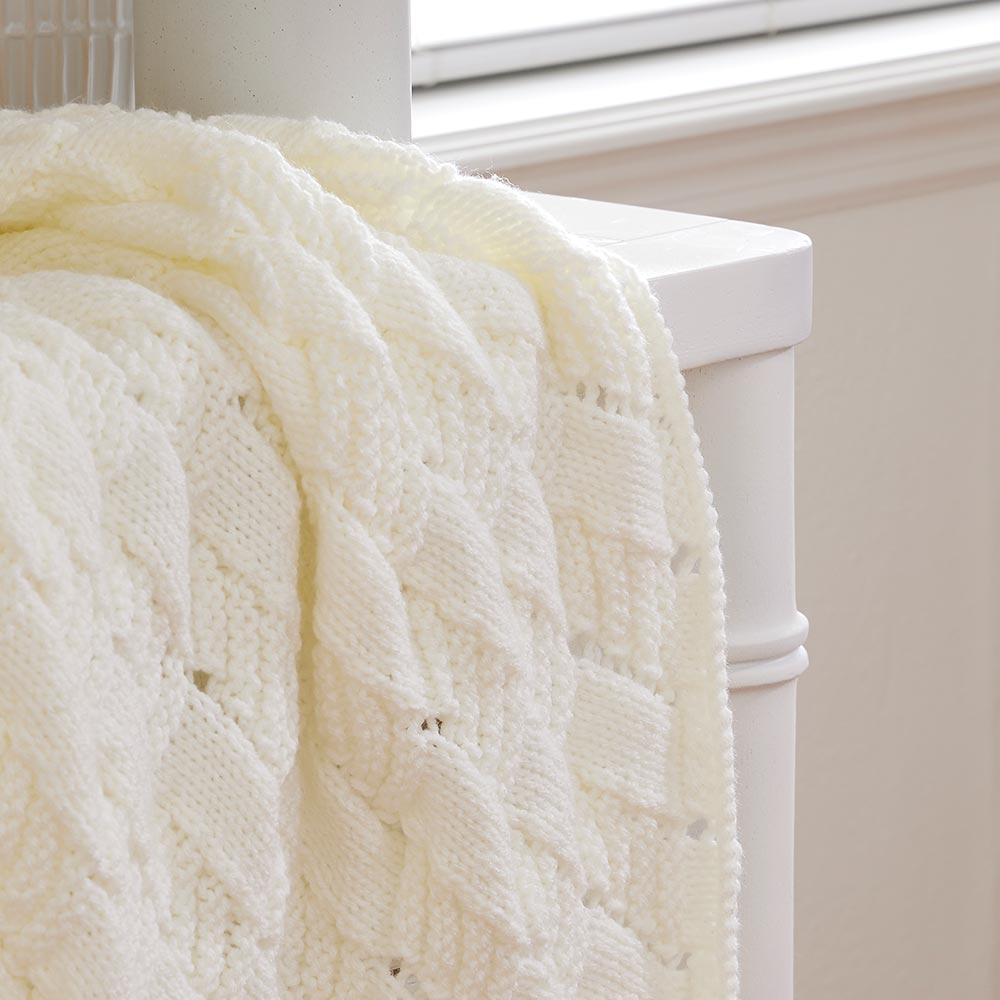 Not Your Average Knit Baby Blanket | Basketweave Project