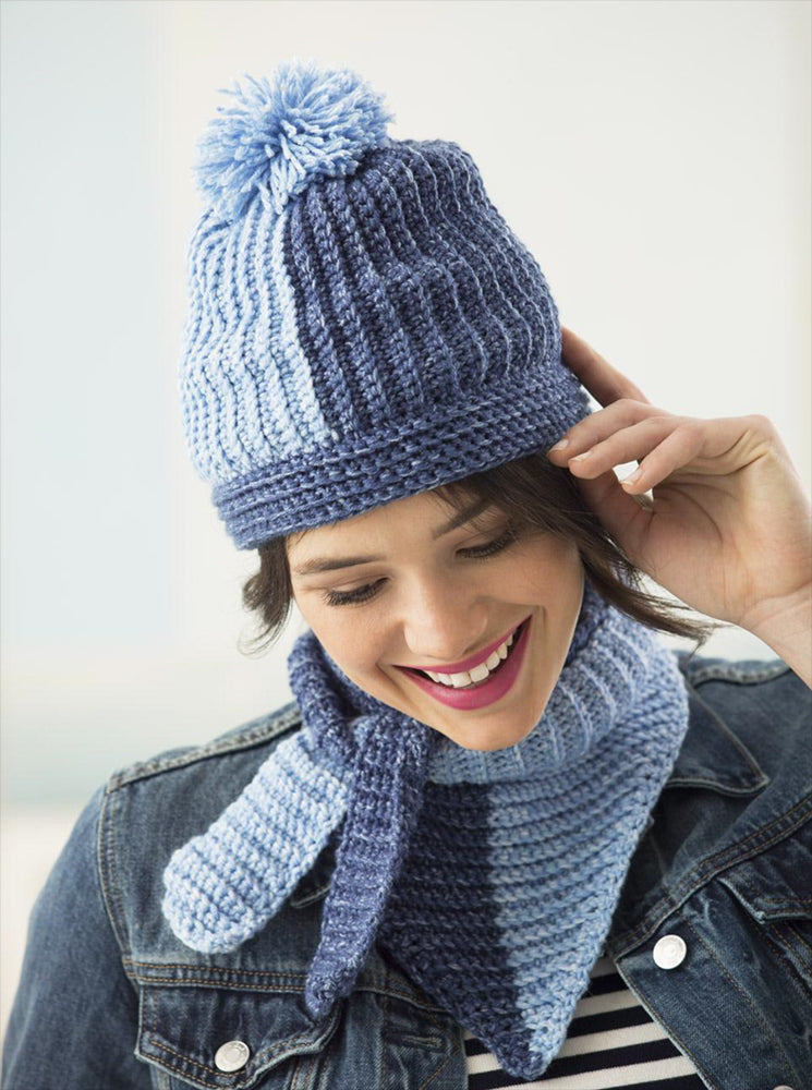 Free Two Colored Hat & Scarf Pattern