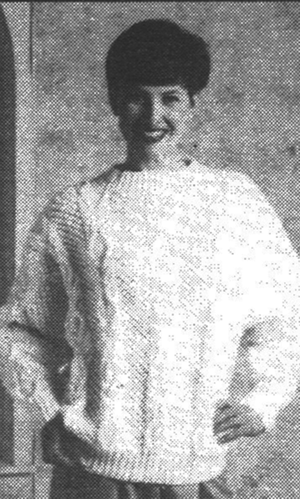 Pull câblé avec motif brodé